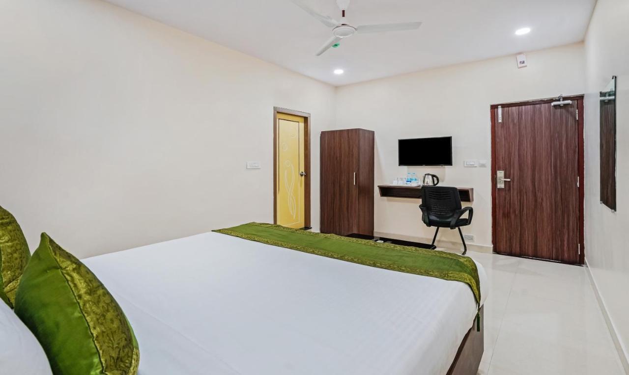 Treebo Trend Green Tree Visakhapatnam Buitenkant foto